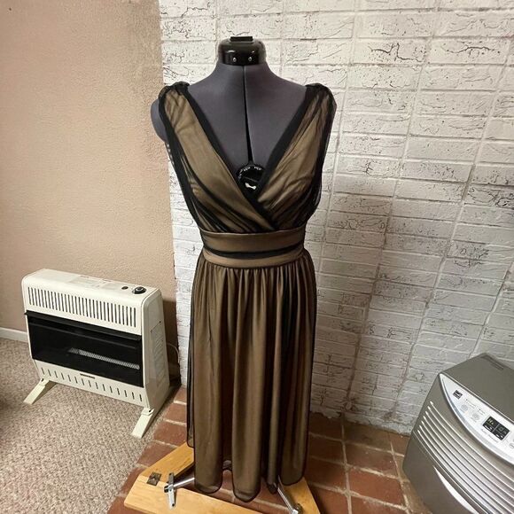 Newport News Cocktail Black V Neck Dress 4 - Picture 2 of 10